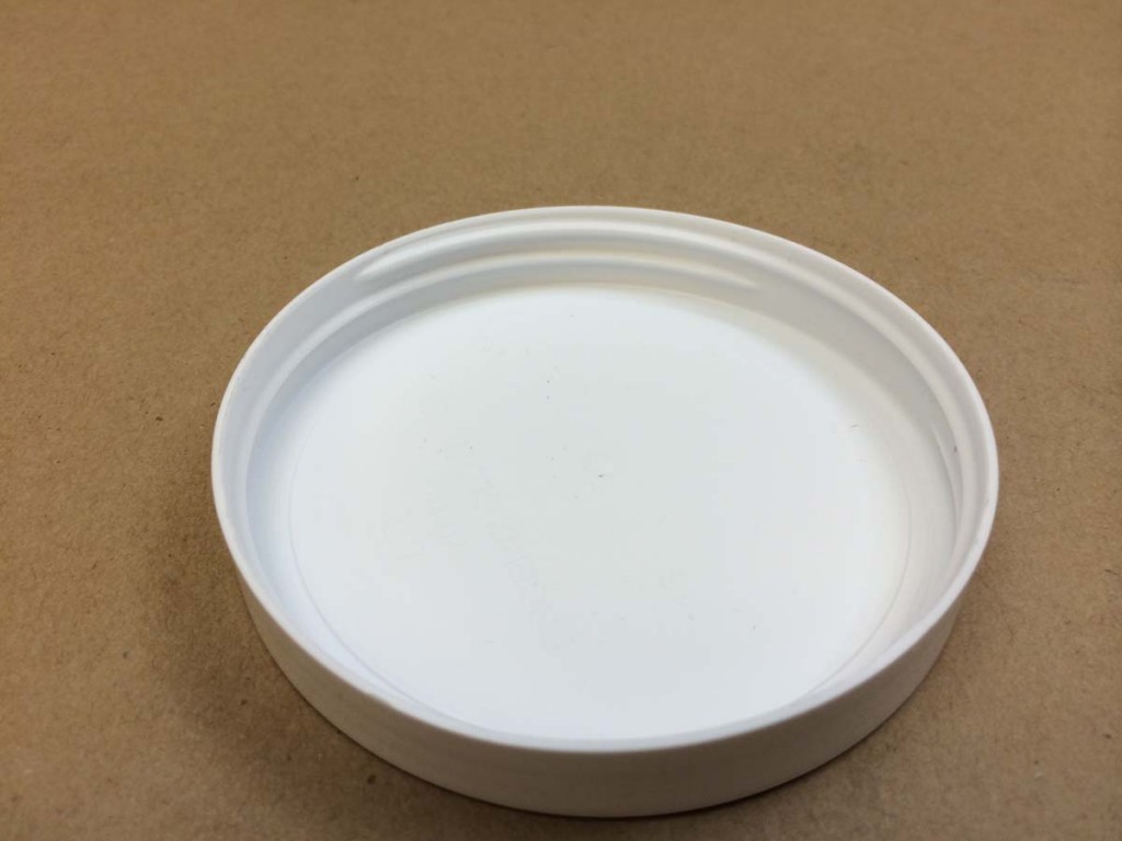     89 400 White  Smooth Sides/Smooth Top  Plastic   Cap