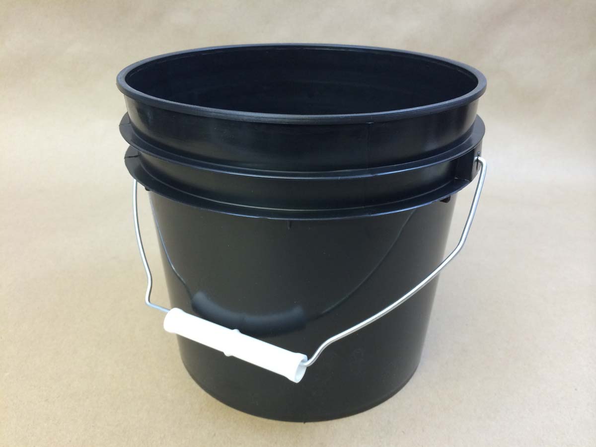 1 Gallon Black Heavy Duty Plastic Bucket PCI08B4BKHT Yankee 