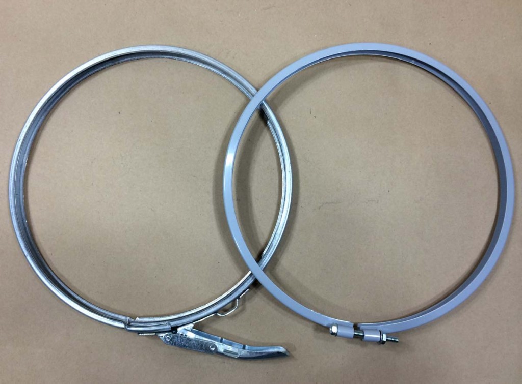 bolt ring and lever lock ring