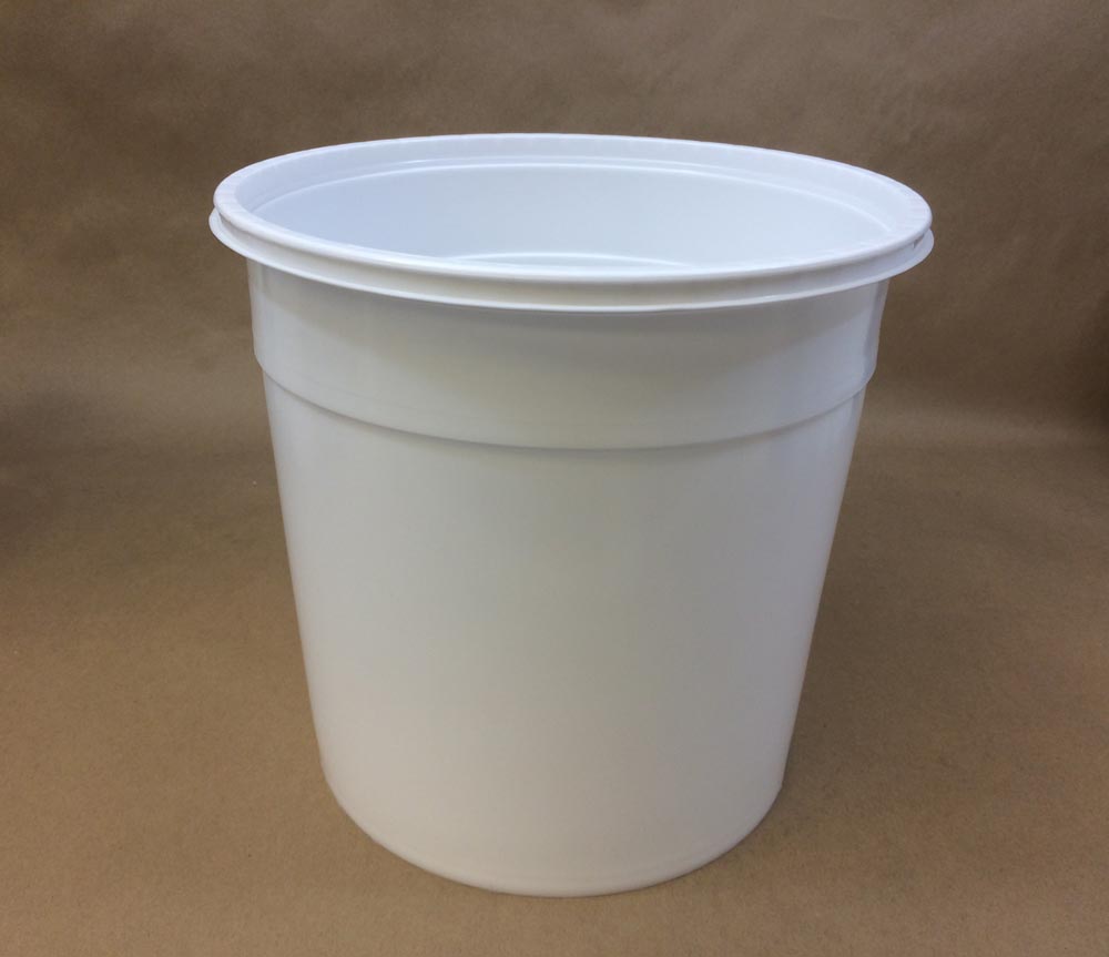 https://www.yankeecontainers.com/c/wp-content/uploads/2014/10/2.5-gallon-easy-open-plastic-bucket-NO-handle.jpg